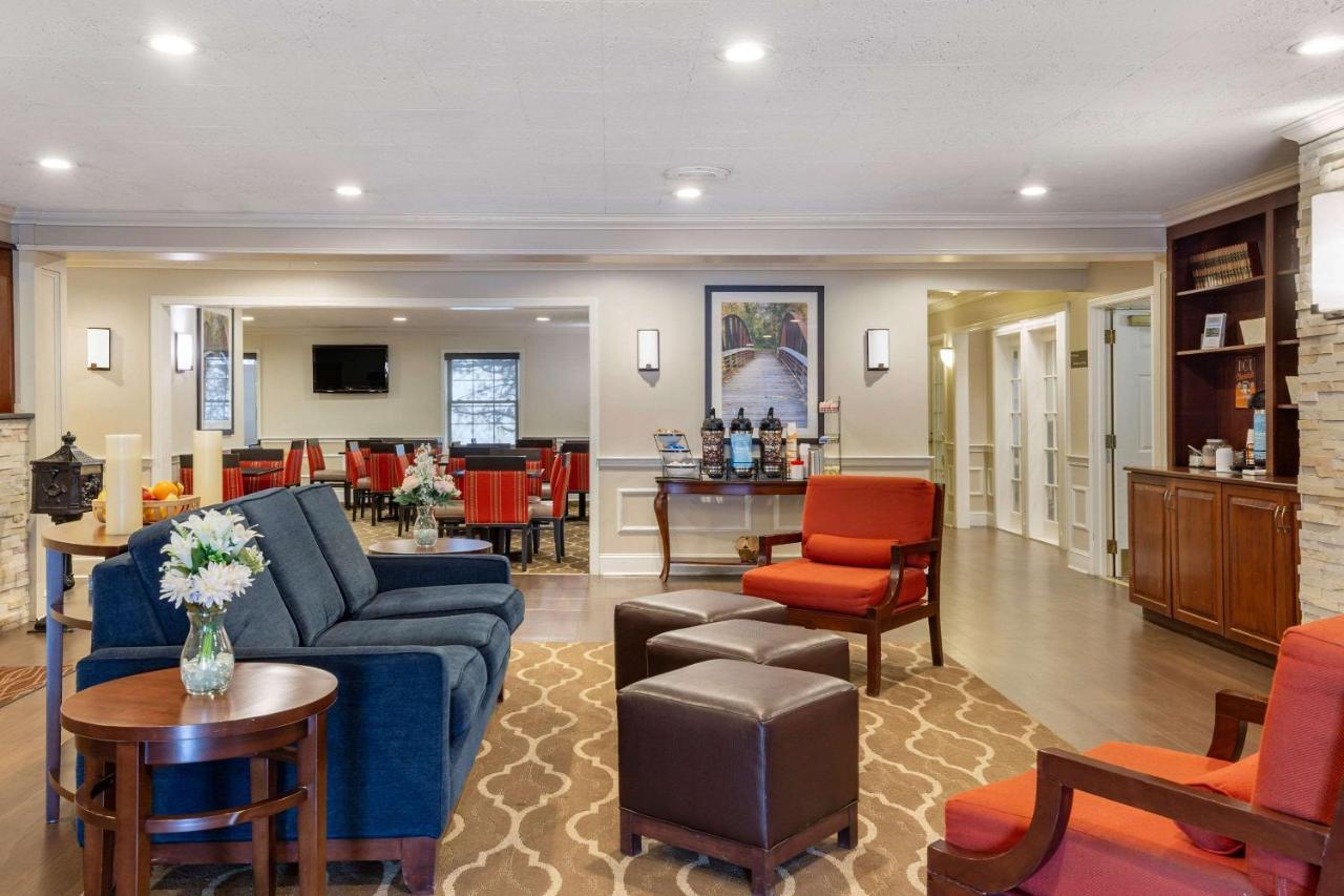 Comfort Inn Auburn-Worcester Экстерьер фото