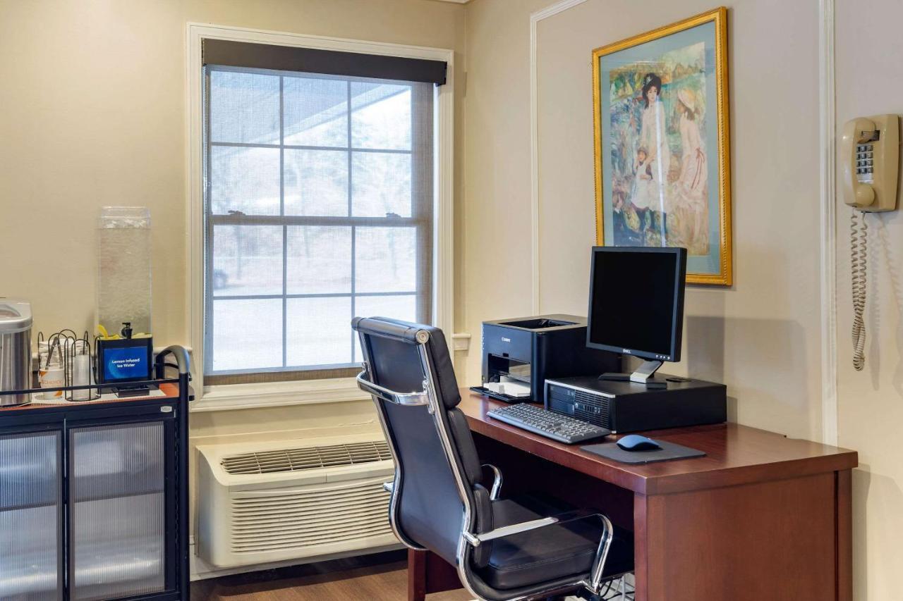 Comfort Inn Auburn-Worcester Экстерьер фото